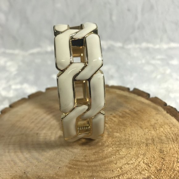 Vintage White Enamel Chain Link Clamper Bracelet - Picture 4 of 7